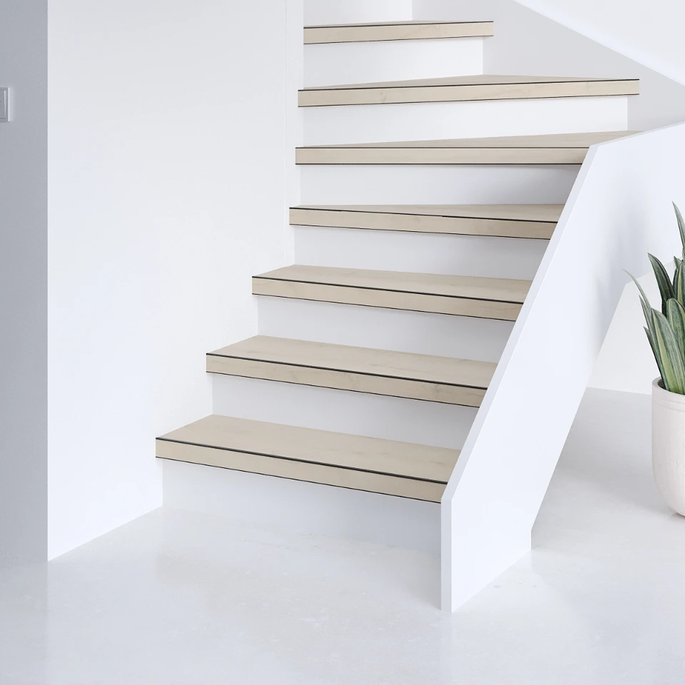 Creamy Easy SPC, witte stootborden, sfeerimpressie