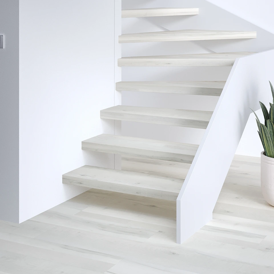 Ashborne Premium SPC, een open trap, sfeerimpressie