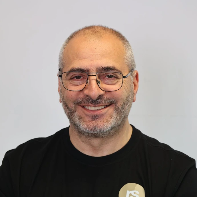 Serkan Papagan, eigenaar en montagespecialist bij Trapgenie