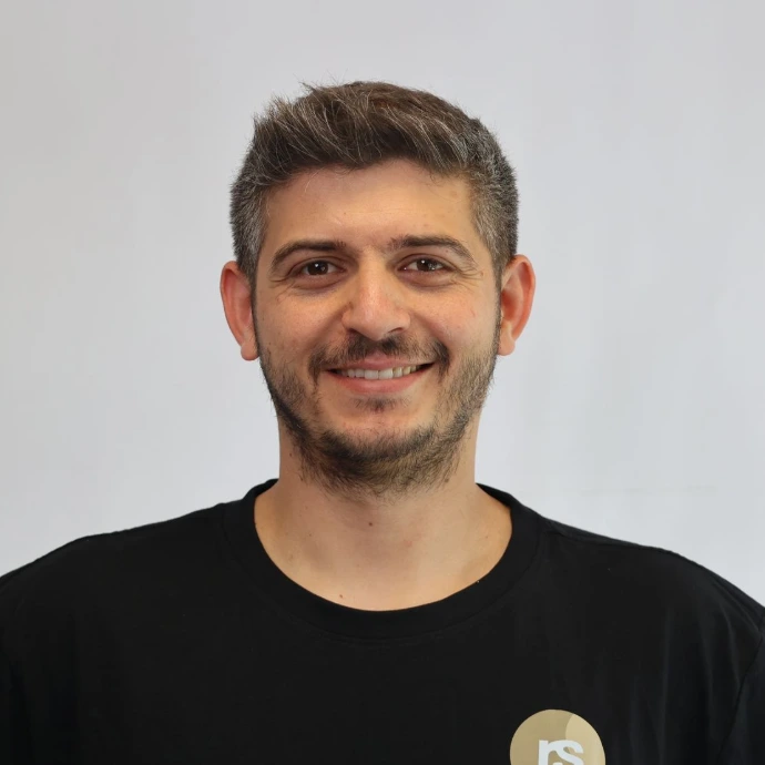 Bilal Cobanoglu, montagespecialist bij Trapgenie