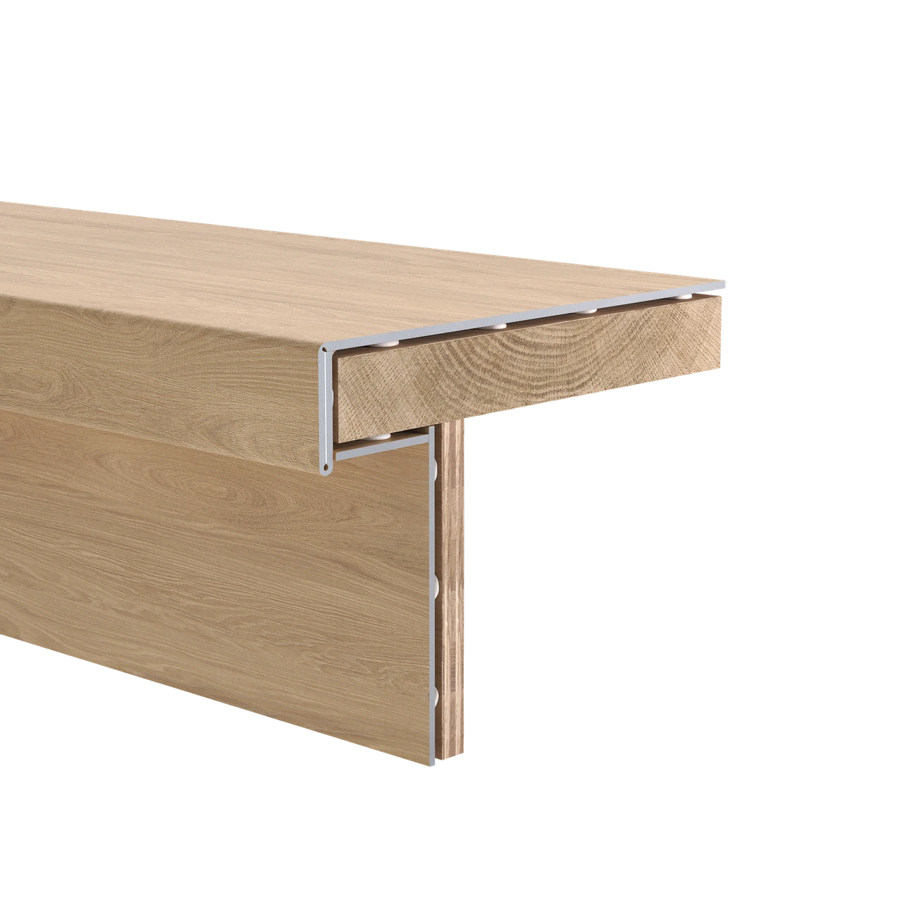 Detail van de slanke Premium SPC overzettrede en gevouwen trapneus