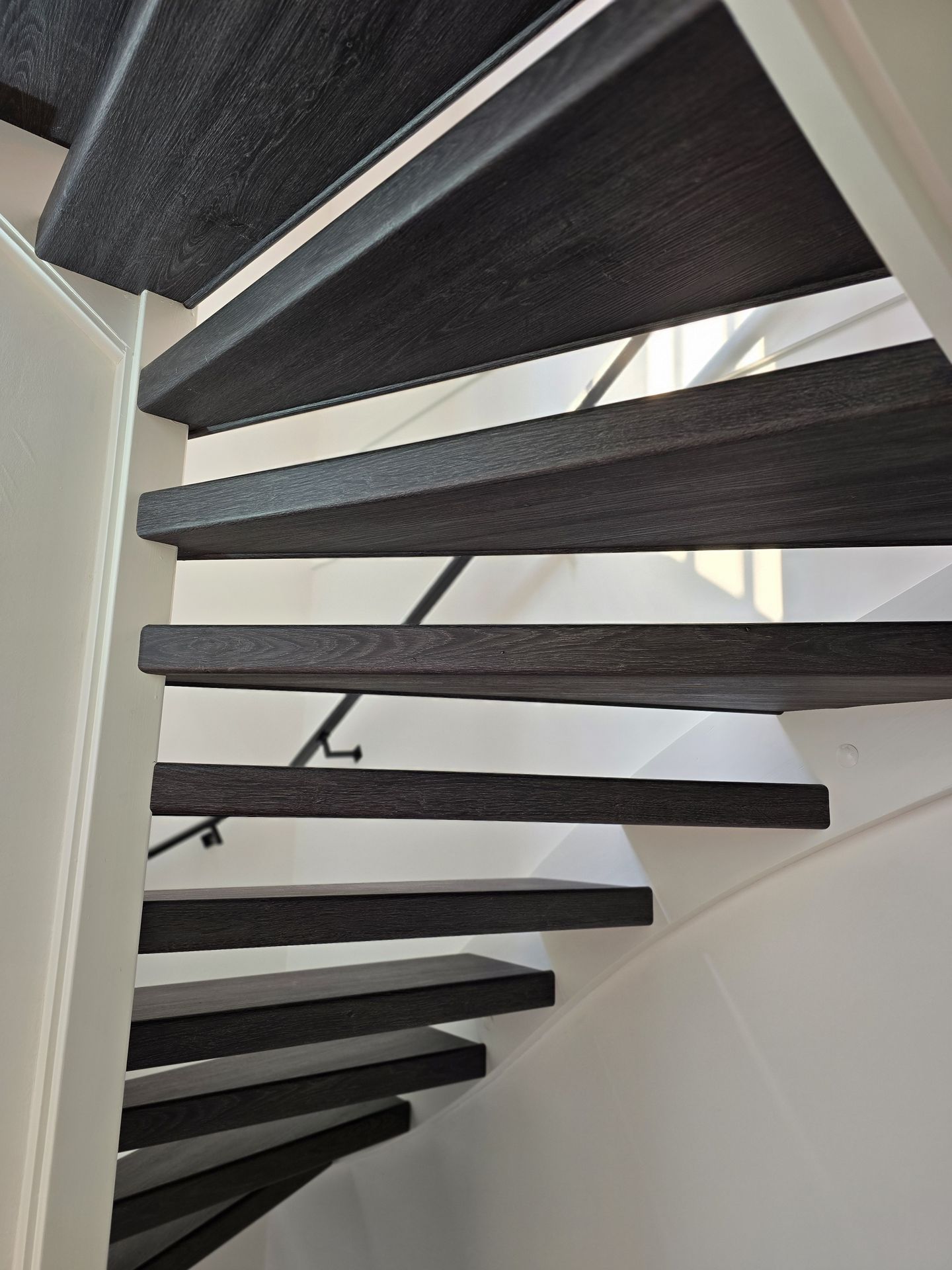 Premium PVC afwerking op een open trap